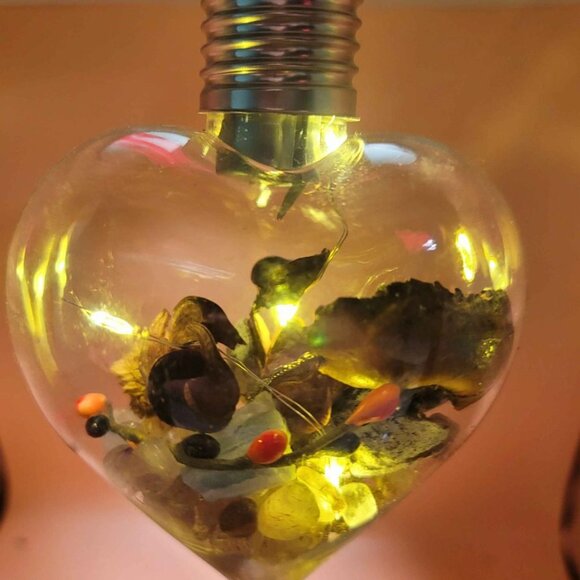 Nature Mixed Crystal Stone Filled Heart Shape Hanging Decor - Picture 3 of 10